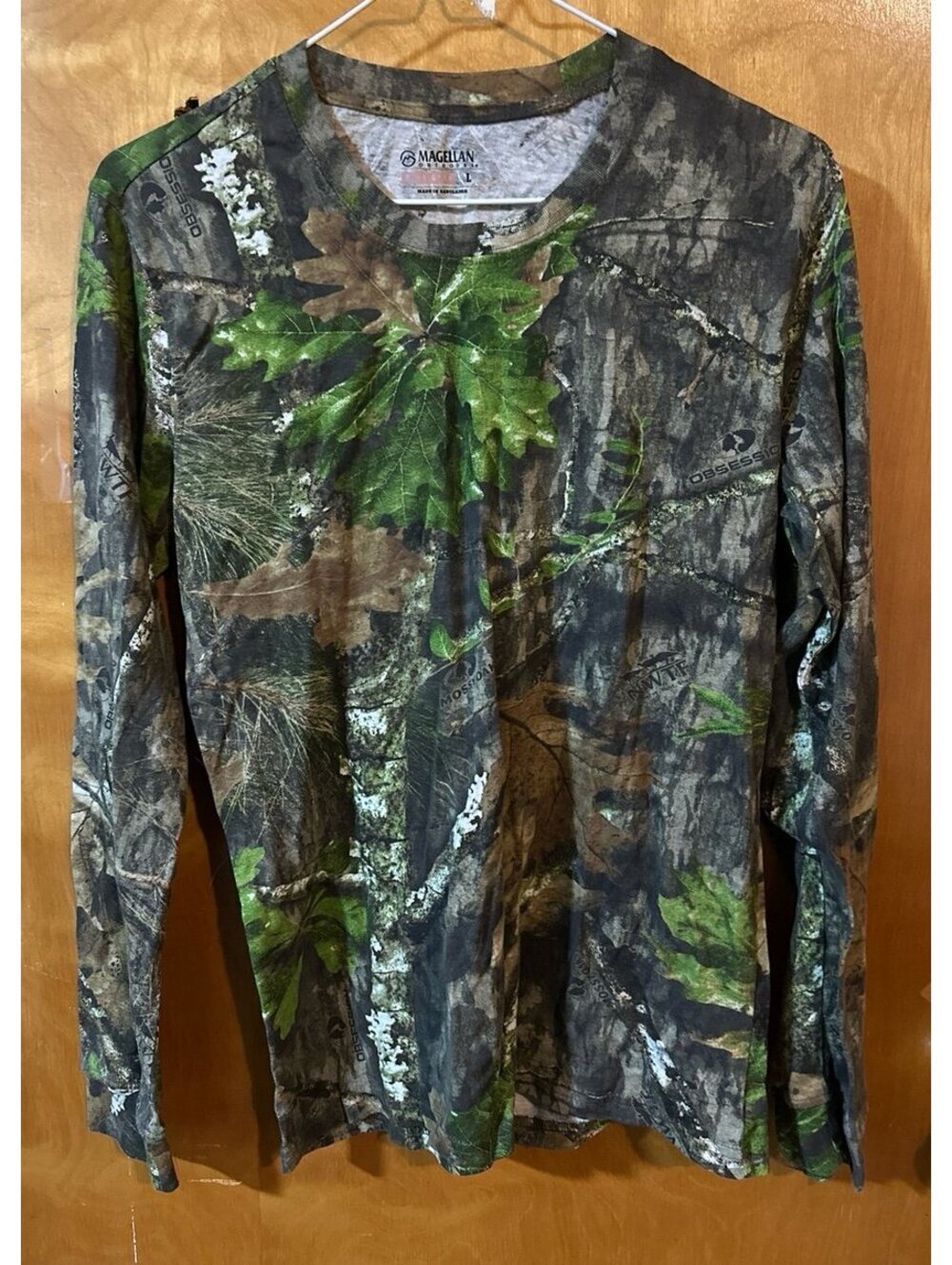 Magellan Outdoors camo shirt size large